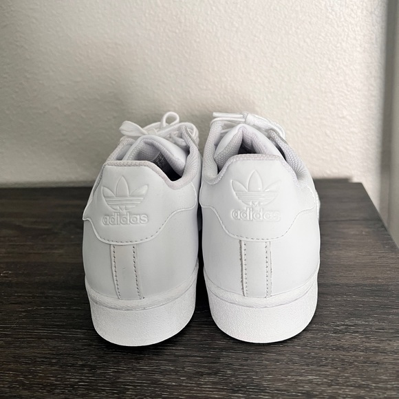 Adidas Superstar Shoes - Picture 4 of 5